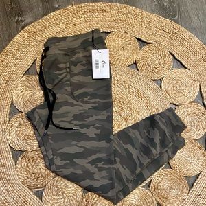 Zyia NWT camp joggers XL